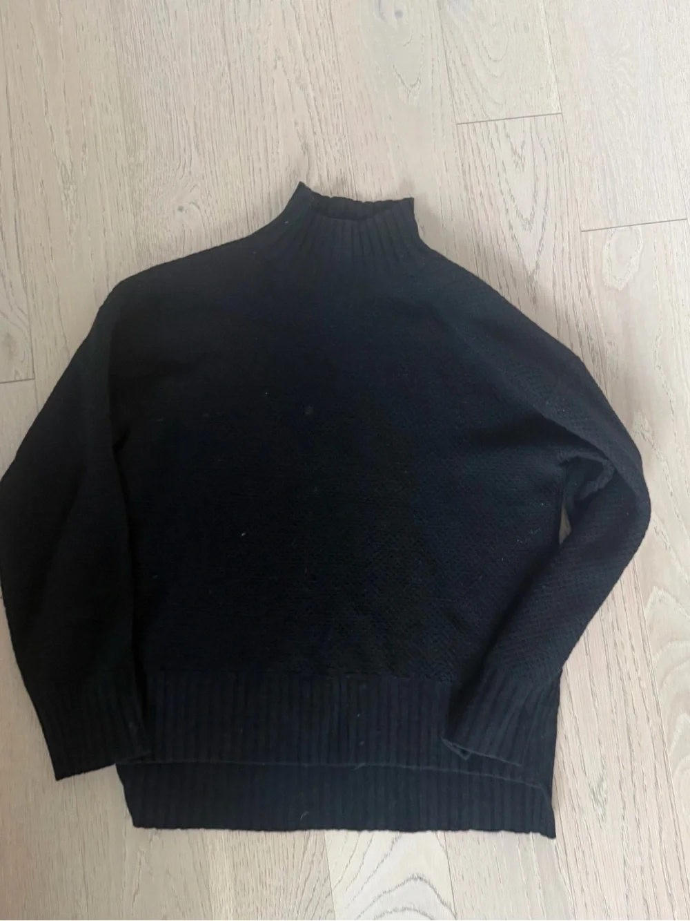 Everlane Black Turtleneck Sweater